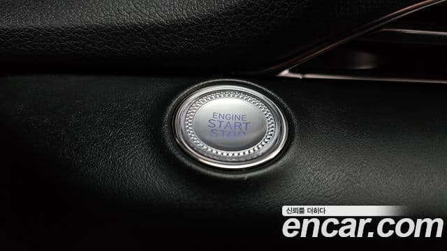 Genesis GV80 2022 — ფოტო 13/36