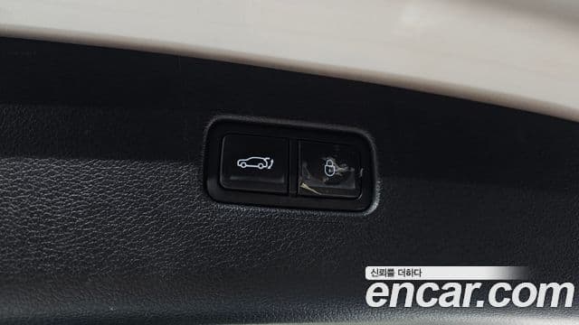 Genesis GV80 2022 — ფოტო 18/36