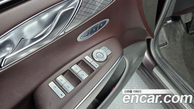 Genesis GV70 2021 — Şəkil 17/20