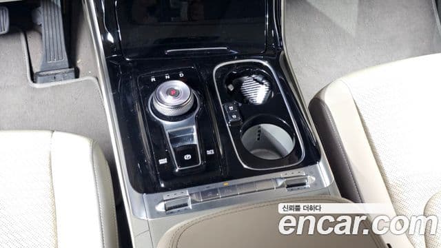 Kia Carnival 2022 — ფოტო 9/20