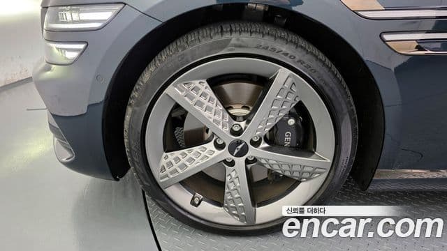 Genesis Electrified G80 2024 — ფოტო 5/20