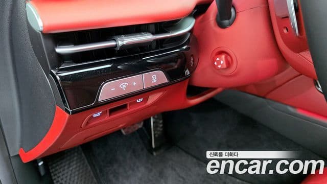 Genesis Electrified G80 2024 — ფოტო 17/20