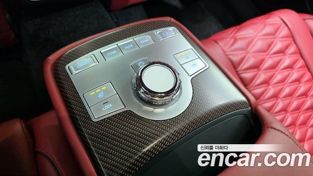 Genesis Electrified G80 2024 — ფოტო 18/20