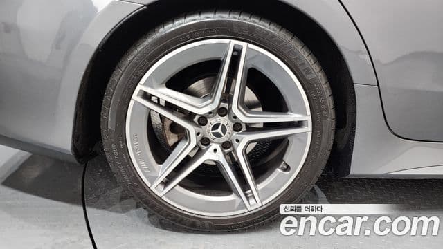 Mercedes-Benz CLS-Class 2019 — Фото 5/20
