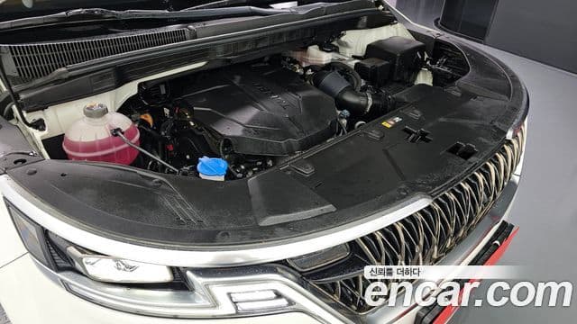 Kia Carnival 2021 — ფოტო 6/20