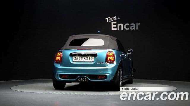 Mini Cooper S Convertible 2020 — ფოტო 4/20