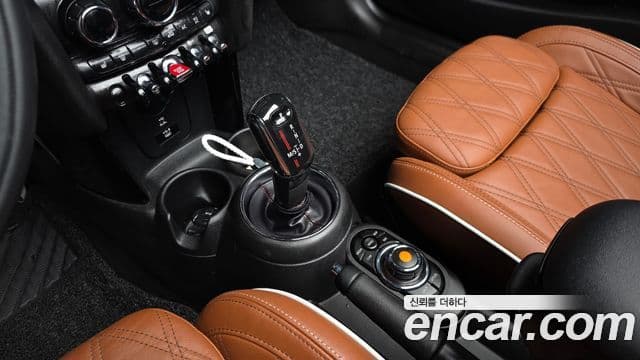 Mini Cooper S Convertible 2020 — ფოტო 9/20