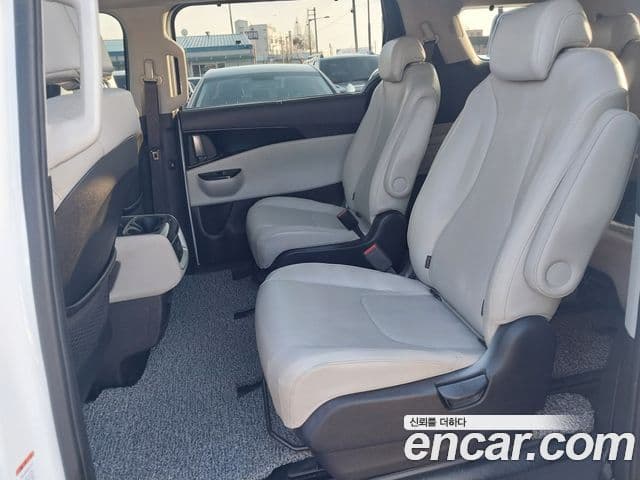 Kia Carnival 2020 — Şəkil 13/16