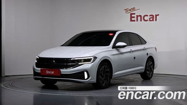 Volkswagen Jetta 2023 — Şəkil 31/32