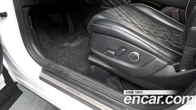 Genesis GV80 2020 — Photo 35/35