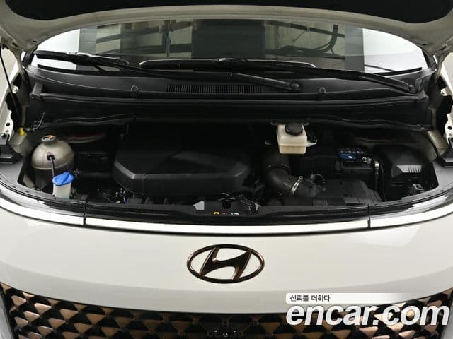 Hyundai Staria 2021 — ფოტო 5/20