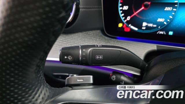 Mercedes-Benz CLS-Class 2023 — Photo 16/32