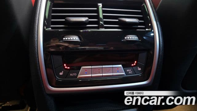 BMW X6M 2023 — Photo 12/32