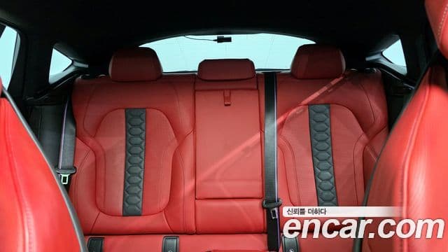 BMW X6M 2023 — Photo 18/32