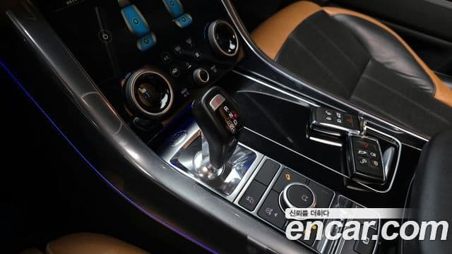 Land Rover Range Rover Sport 2018 — Şəkil 9/20