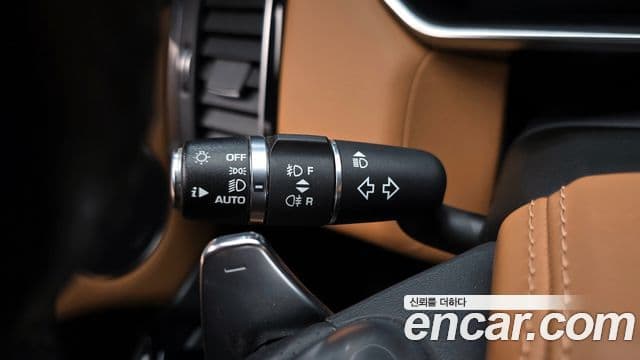 Land Rover Range Rover Sport 2018 — Photo 15/33