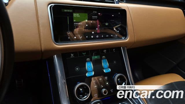 Land Rover Range Rover Sport 2018 — Photo 9/33
