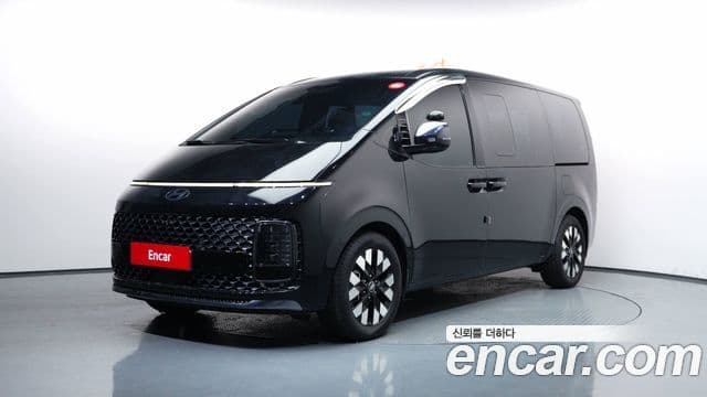 Hyundai Staria 2025 — Şəkil 1/20