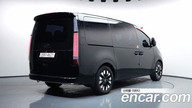 Hyundai Staria 2025 — Şəkil 2/20