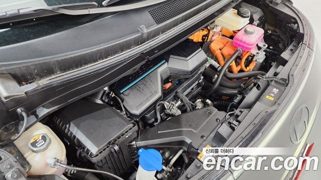 Hyundai Staria 2025 — Şəkil 6/20