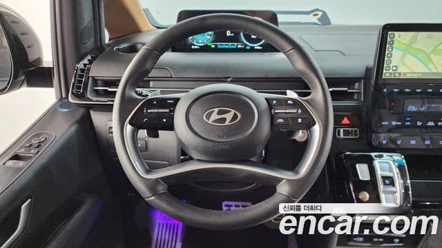Hyundai Staria 2025 — Şəkil 13/20