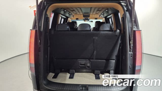 Hyundai Staria 2025 — Şəkil 18/20