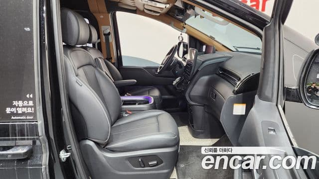Hyundai Staria 2025 — ფოტო 5/37