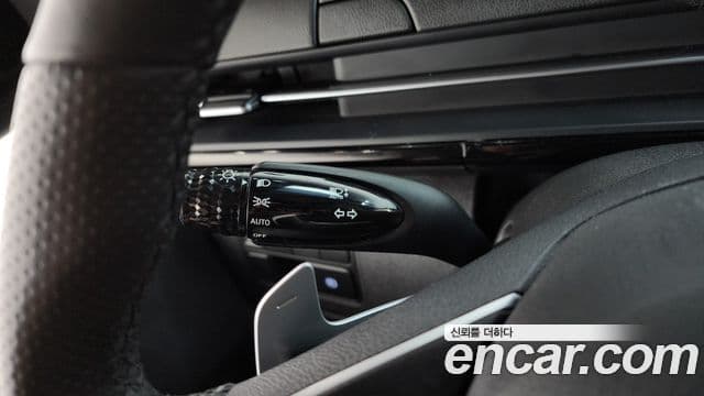 Hyundai Staria 2025 — ფოტო 36/37