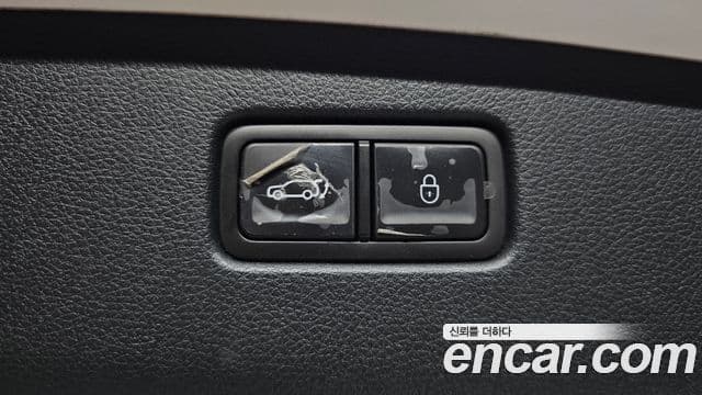 Genesis GV70 2022 — ფოტო 20/20