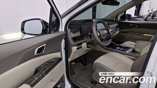 Kia Carnival 2024 — Şəkil 10/20