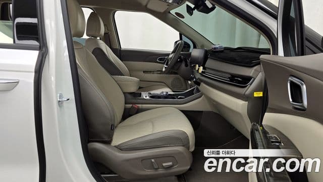 Kia Carnival 2024 — Şəkil 11/20