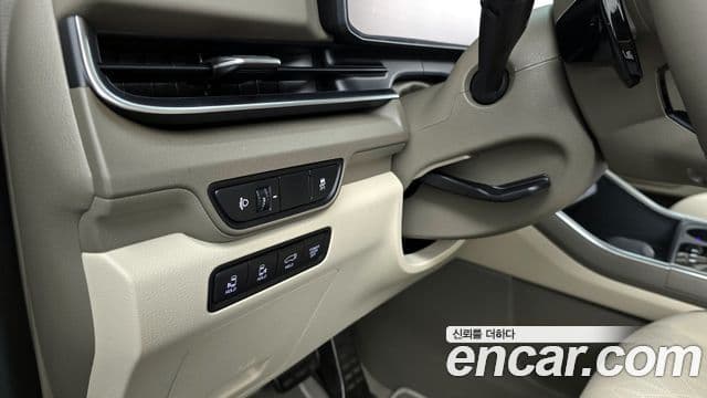 Kia Carnival 2024 — Şəkil 18/20