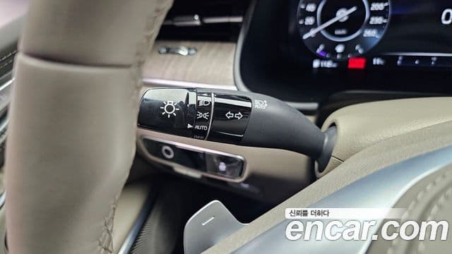 Kia The K9 2022 — Photo 10/34