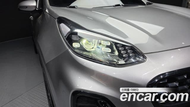 Kia Sportage The Bold 2020 — ფოტო 8/34