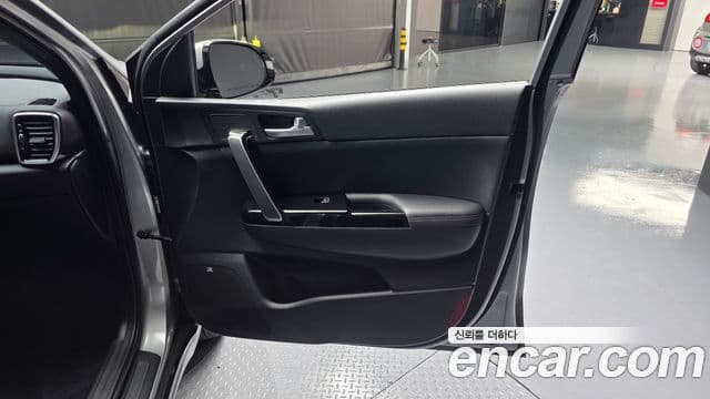 Kia Sportage The Bold 2020 — ფოტო 32/34