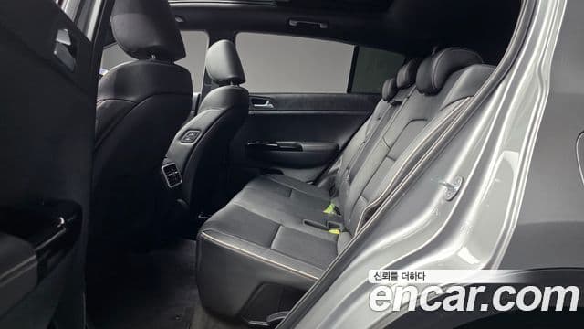 Kia Sportage The Bold 2020 — ფოტო 29/34