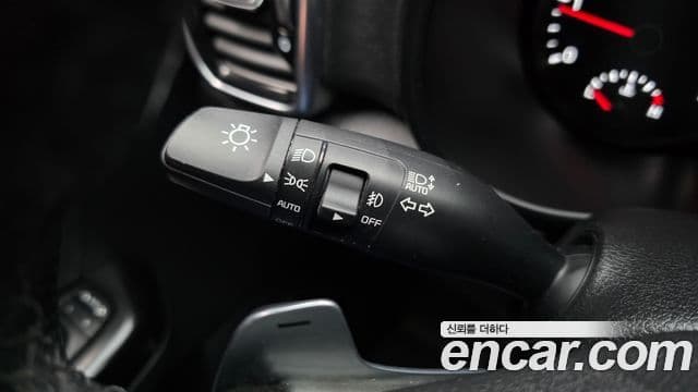Kia Sportage The Bold 2020 — ფოტო 25/34