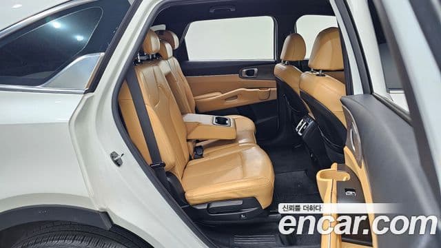 Kia Sorento 2020 — фото 11 из 20