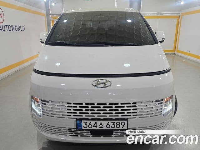 Hyundai Staria 2021 — ფოტო 1/20