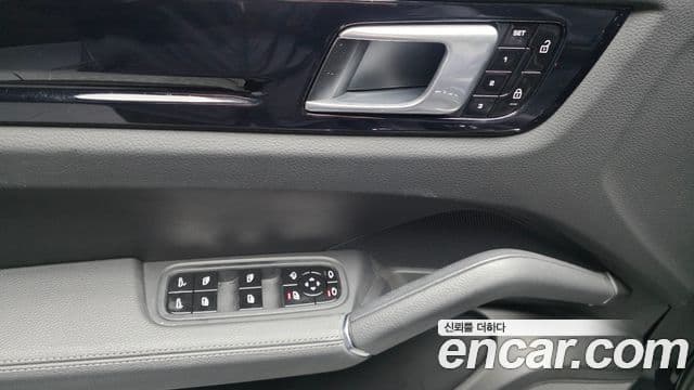 Porsche Cayenne 2021 — Şəkil 14/20