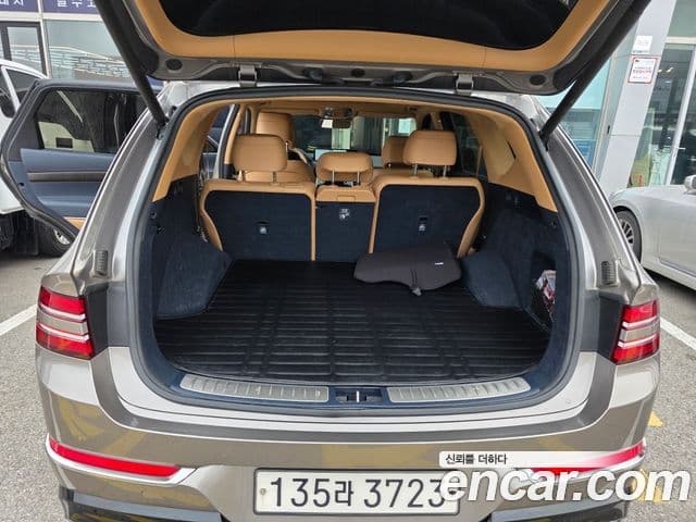 Genesis GV80 2020 — ფოტო 15/20