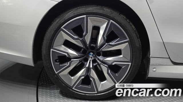 BMW 7 Series 2025 — Photo 14/20