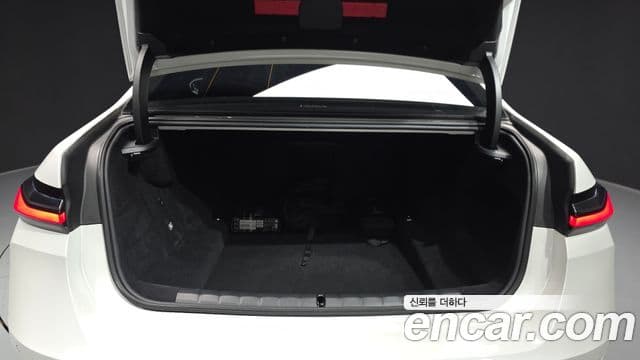 BMW 7 Series 2025 — Photo 15/20