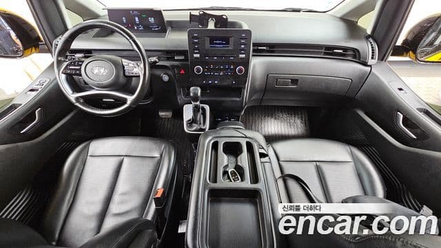 Hyundai Staria 2021 — ფოტო 7/20