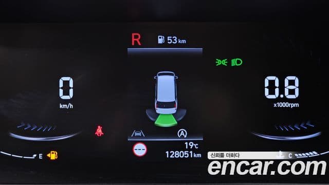 Hyundai Staria 2021 — ფოტო 16/20