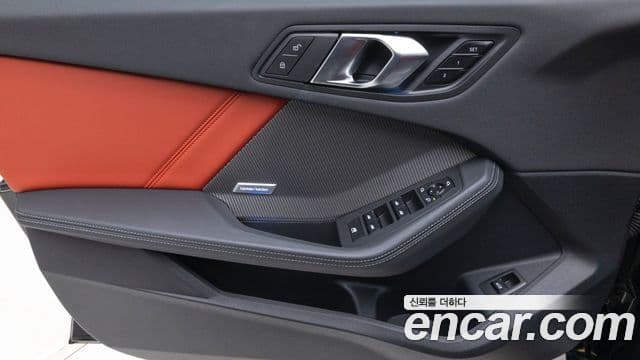 BMW 1 Series 2025 — ფოტო 13/19