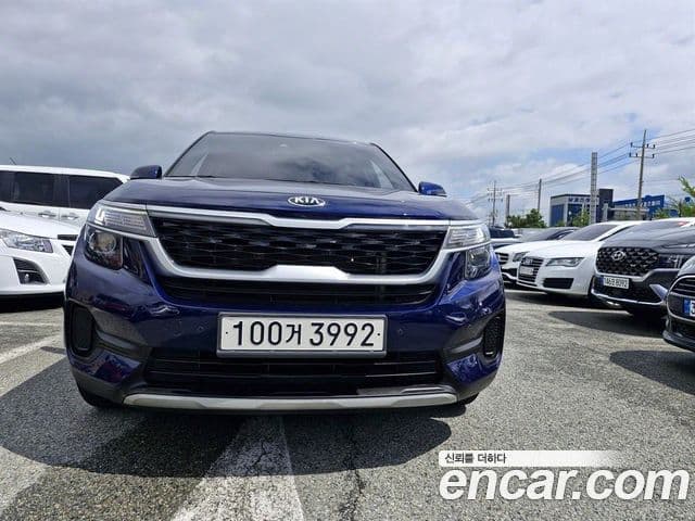 Kia Seltos 2021 — Şəkil 2/13