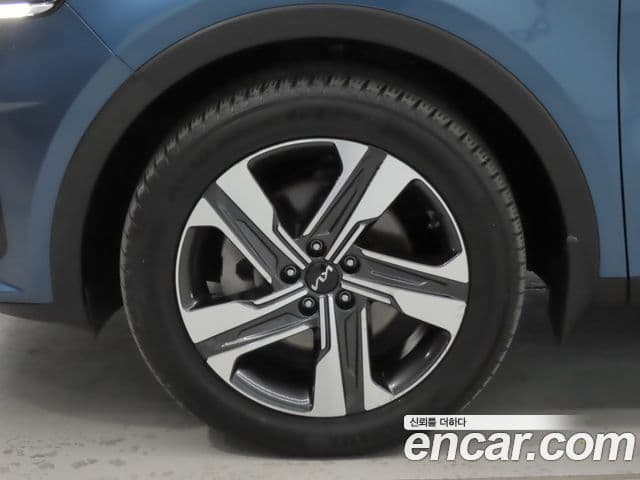Kia Sorento 2022 — Şəkil 19/20