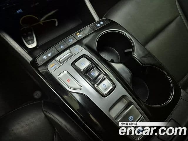 Hyundai Tucson Hybrid 2021 — ფოტო 8/19
