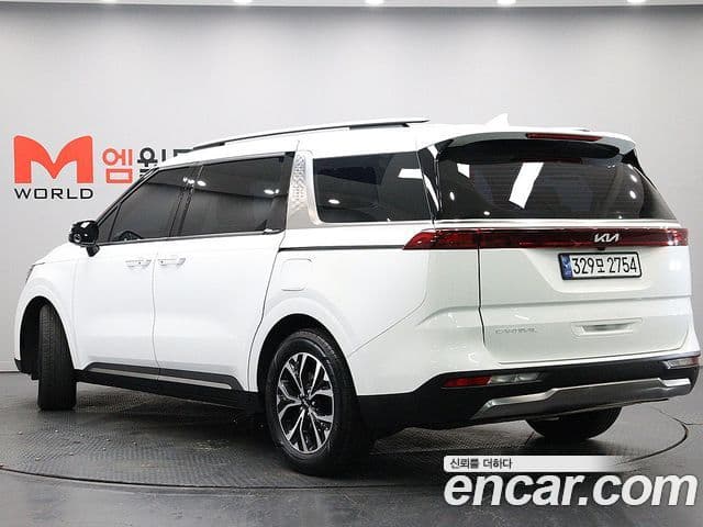 Kia Carnival 2022 — Фото 3/20